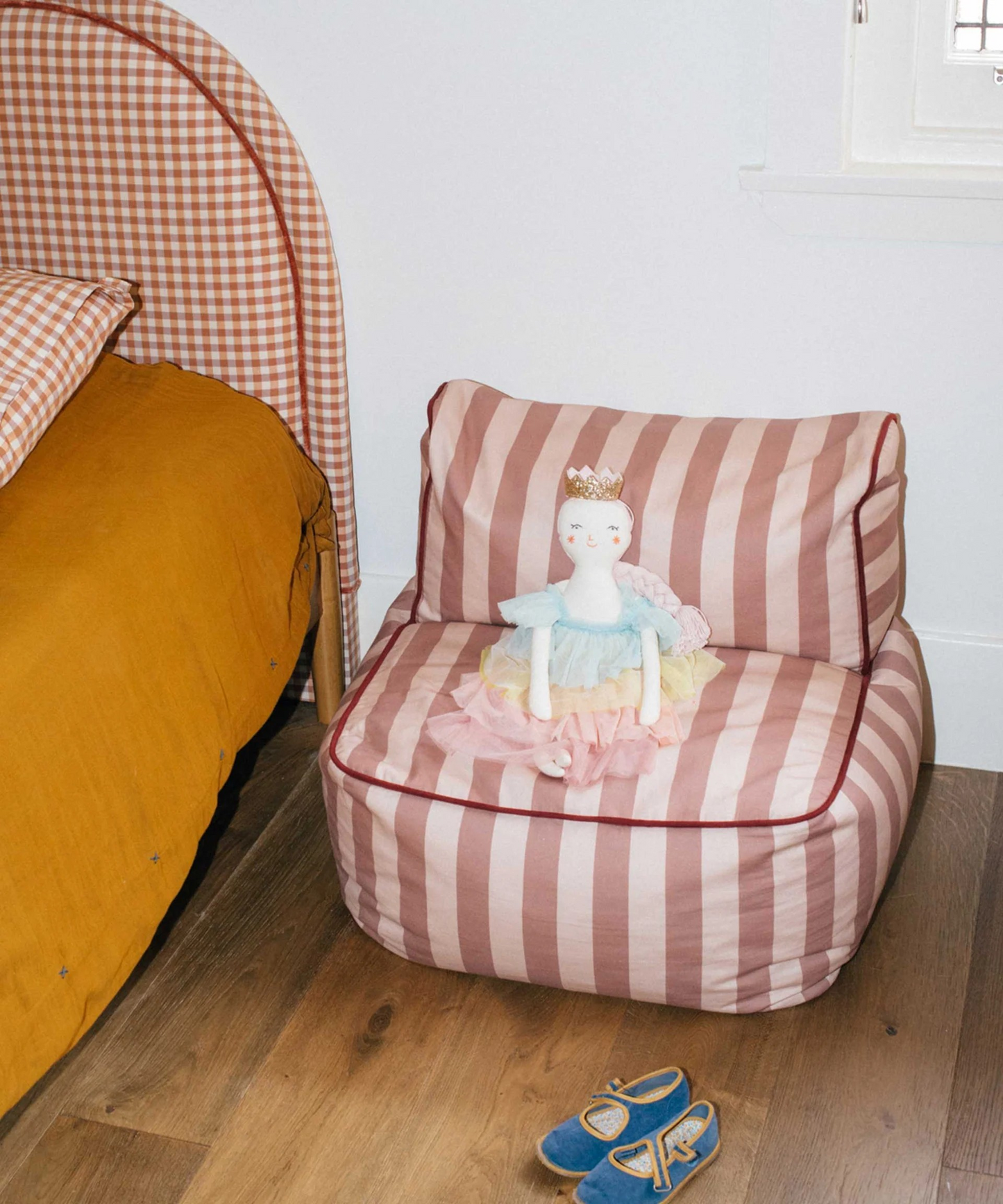 Striped Toddler Lounger – Pink